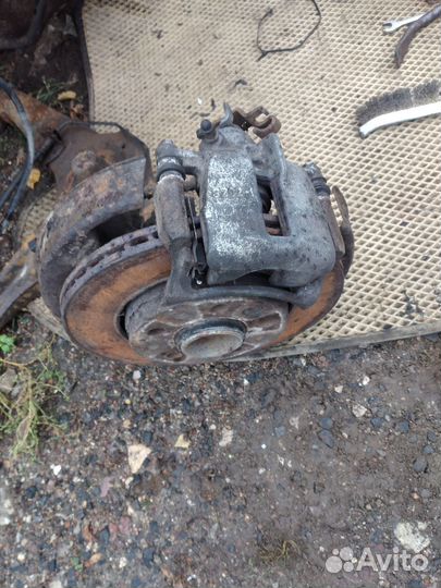 Суппорт зад Фольксваген Транспортер Т5