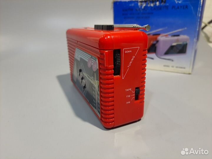 Кассетный плеер с радиоприемником