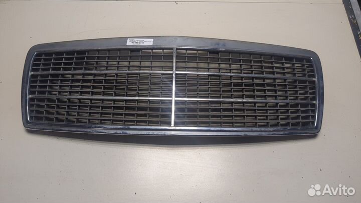 Решетка радиатора Mercedes C W202, 1997