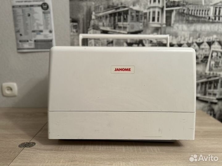 Вышивальная машина Janome Memory Craft 350E