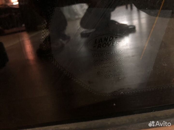 Range Rover Sport Стекло заднее правое глухое