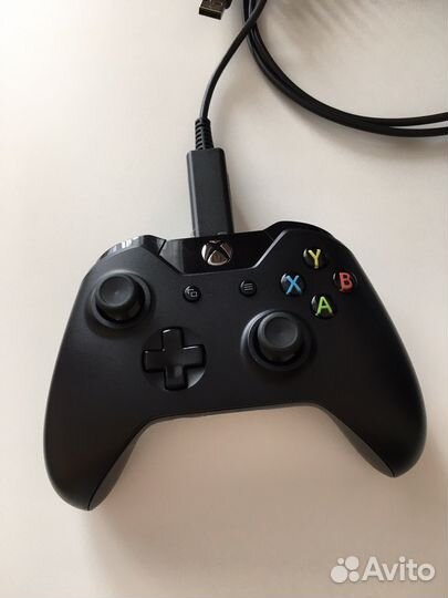 Xbox One проводной контроллер