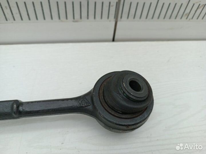 Рычаг передний правый Bmw 3 E90 LCI N55B30A 2011