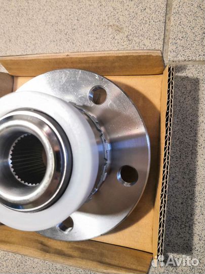 Ступица передняя Skoda Rapid 2013-2020