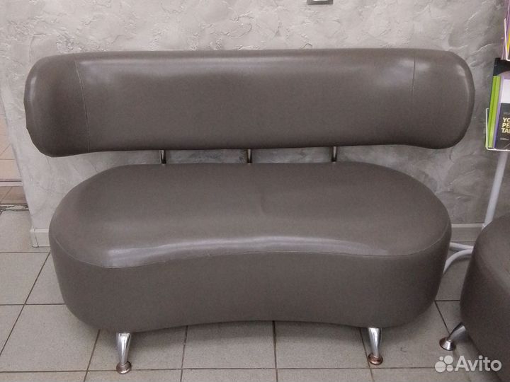 Диван в зону ожидания бу