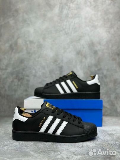 Кроссовки Adidas Superstar