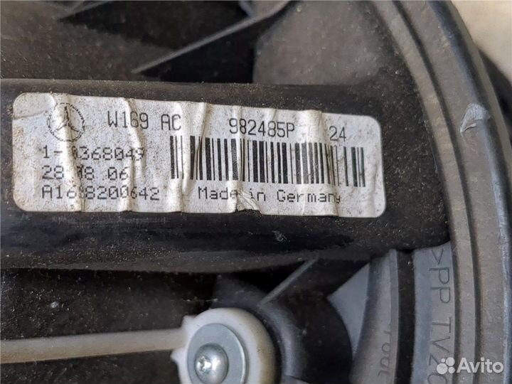 Двигатель отопителя Mercedes A W169, 2006