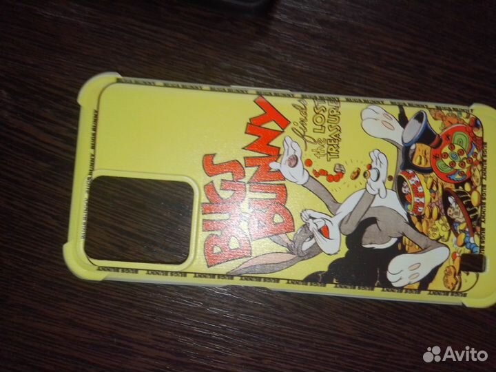 Чехлы на телефон realme c31