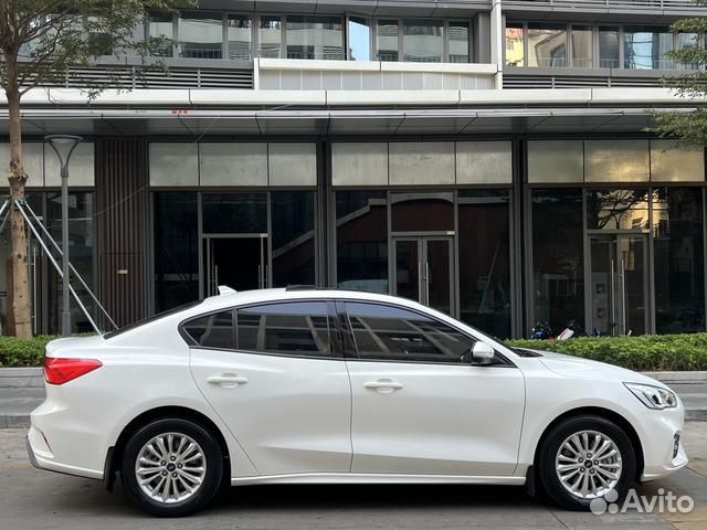 Ford Focus 1.5 AT, 2020, 30 000 км