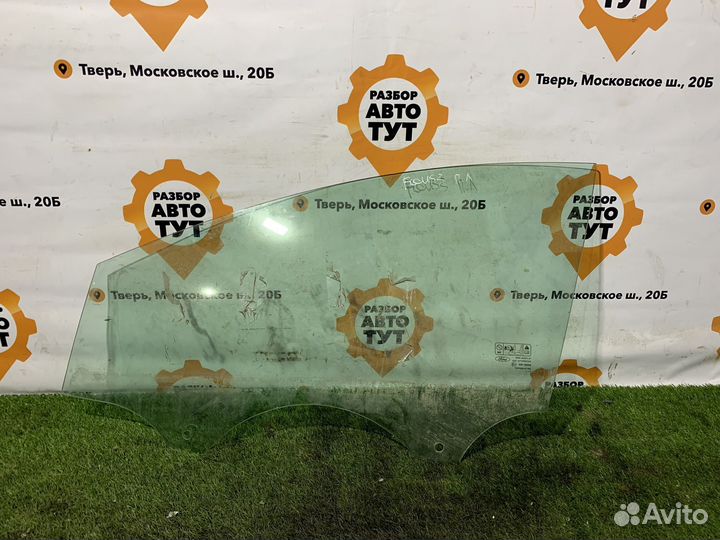 Переднее левое стекло Ford Focus 3