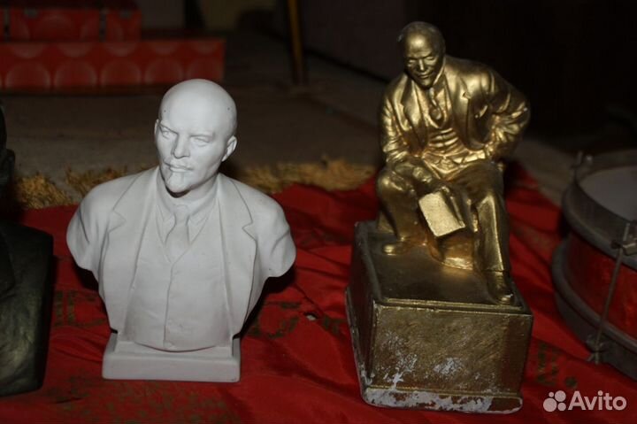 Символика СССР Бюст Ленин Знамя