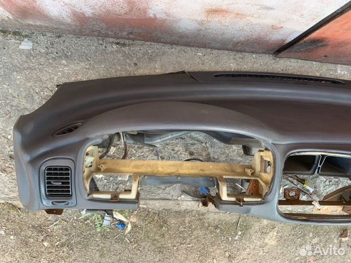 Торпедо Subaru Impreza GC 2.2 1997