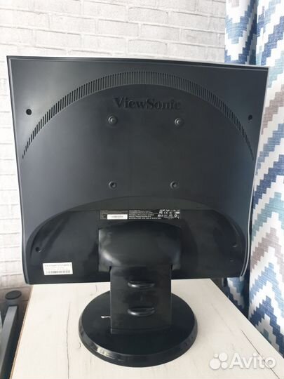 Монитор Viewsonic