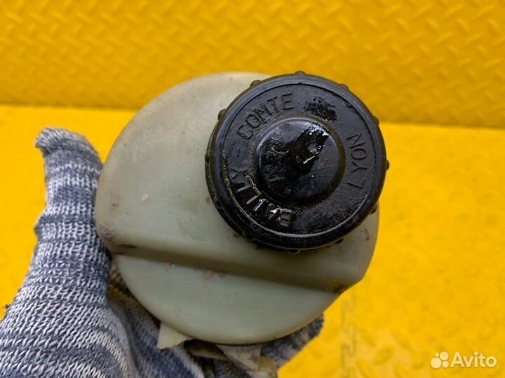 Бачок гидроусилителя руля Renault Logan 2 L8