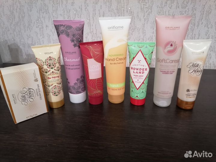 Кремы для лица, косметика