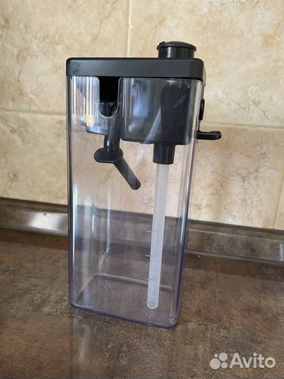 Delonghi ecam 23.469.W контейнер для молока