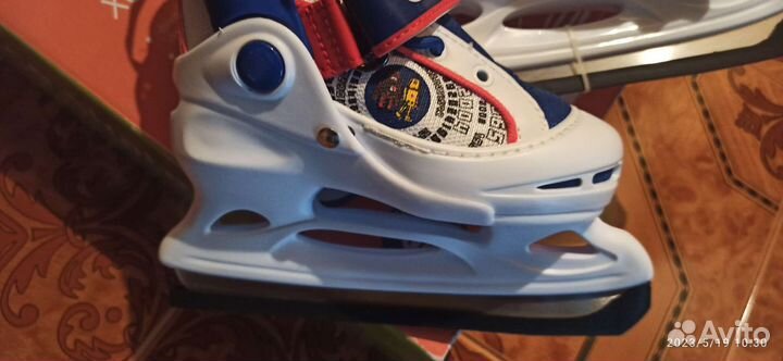 Хоккейные коньки 26-29