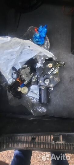 Моторчик люка Мерседес 124