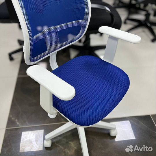 Офисное кресло CH-W797 (цвета)