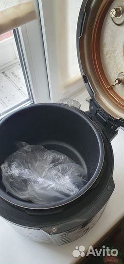 Мультиварка redmond