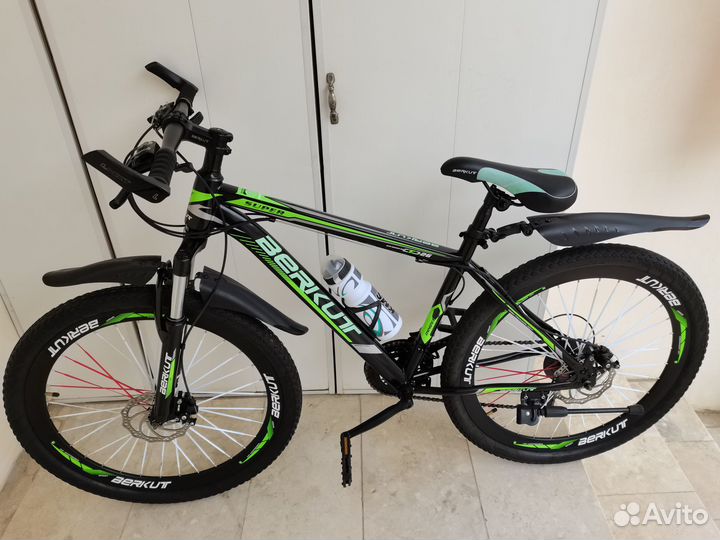 Два скоростных велосипеда R 26