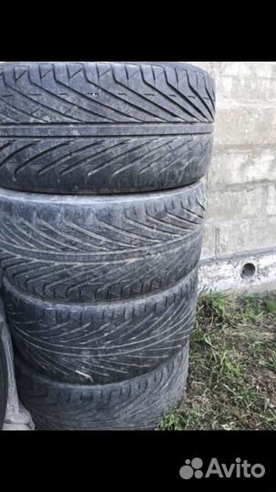 Triangle TR777 245/40 R18