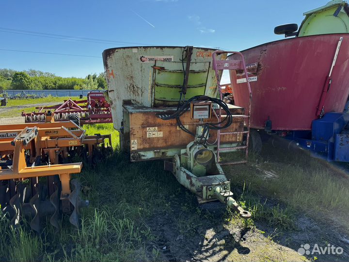 Миксер-кормораздатчик Хозяин СРК-11В, 2013