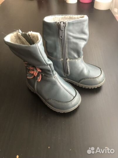 Детские ботинки