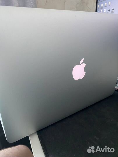Macbook air 13 2017 128 В идеале