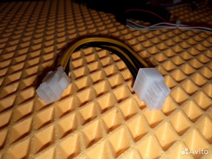 Переходник для питания процессора 4pin - 8pin