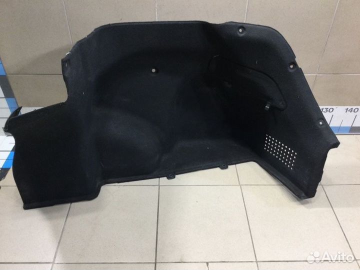 Обшивка багажника правая правая Hyundai Solaris