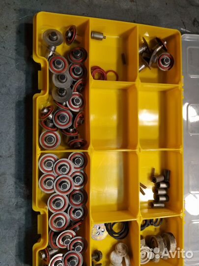 Клапана ресивера пневмоподвески 48930-60020