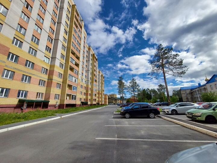 2-к. квартира, 73 м², 2/12 эт.