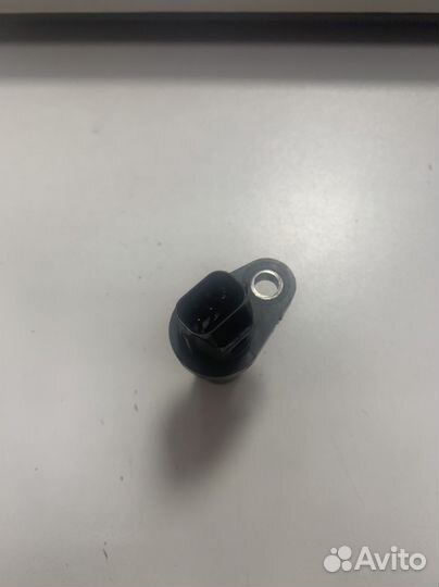 Датчик коленвала lancer 10