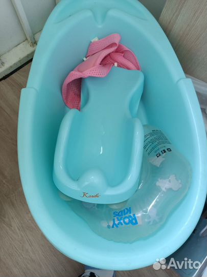 Ванночка для купания с горкой