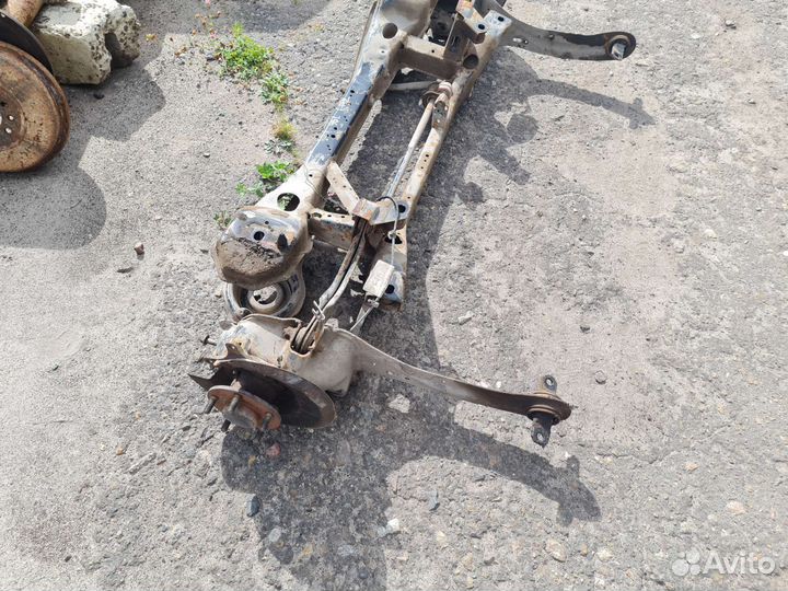 Балка задняя со ступицами Ford Focus 2