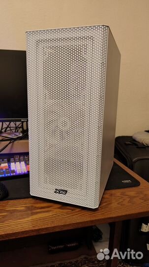 Компьютерный корпус adata xpg valor mesh