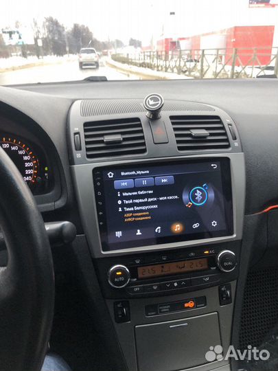 Магнитола Toyota Avensis T270