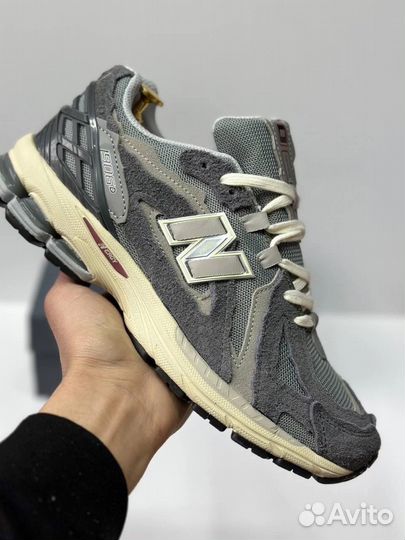 New balance 1906r