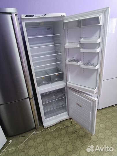 Холодильники Много