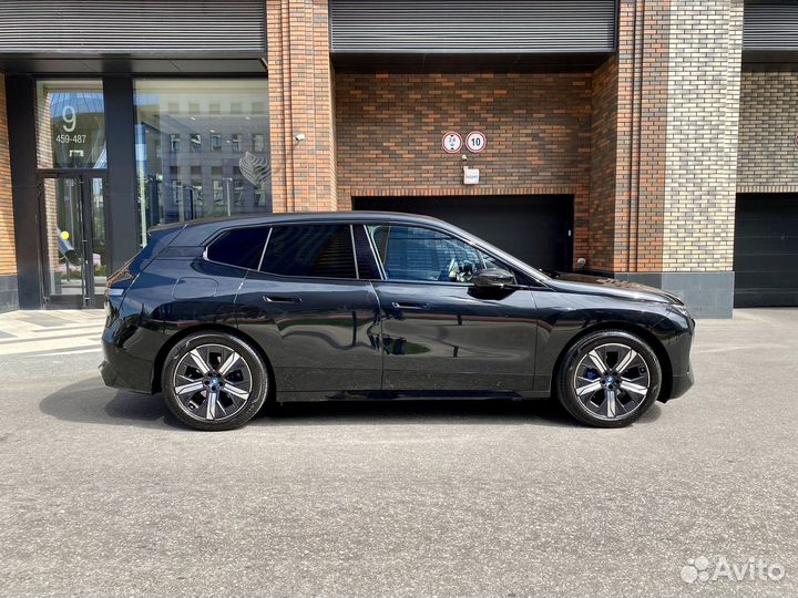 BMW iX AT, 2022, 7 000 км