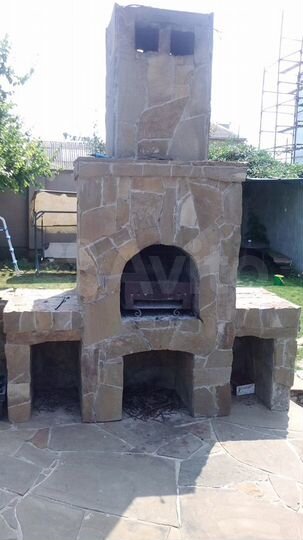 Дом 448 м² на участке 8 сот.