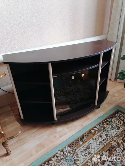 Тумбочка под телевизор