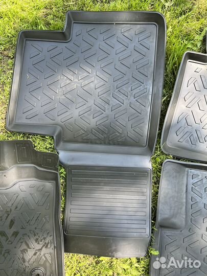 Ковры в машину