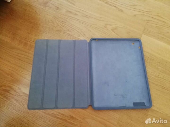 Чехол на iPad