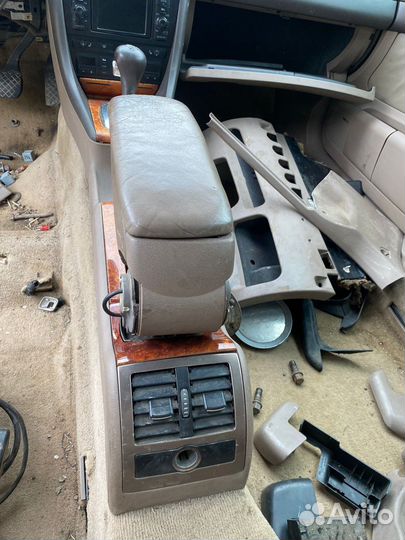 Центральная консоль Audi A6 C5