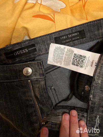 Джинсы guess