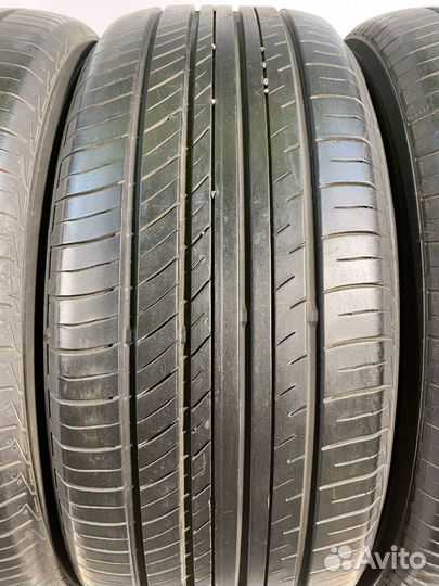 Yokohama Advan dB V552 225/55 R17