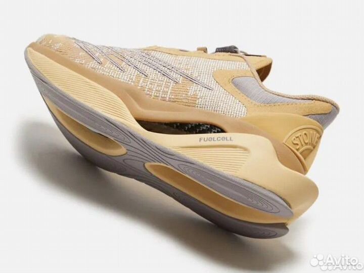 Кроссовкиnew Balance x Stone Island Fuel Cell C 1