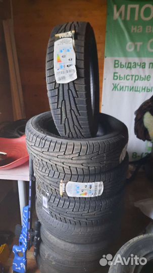 Bridgestone Blizzak DM-V3 215/55 R16